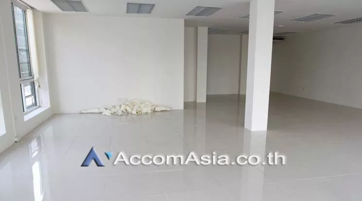 11  Office Space For Rent in Sukhumvit ,Bangkok BTS Phrom Phong AA17079